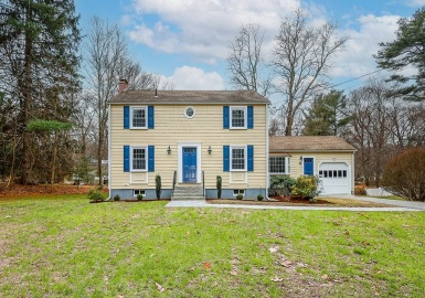 11 Paul Revere Rd, Acton, Massachusetts 01720, 4 Bedrooms Bedrooms, 10 Rooms Rooms,1.5 BathroomsBathrooms,Residential,For Sale,Paul Revere Rd,73066692