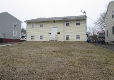 144 Cherry St, Springfield, Massachusetts 01105, 4 Bedrooms Bedrooms, 8 Rooms Rooms,2 BathroomsBathrooms,Residential Income,For Sale,Cherry St,73088456