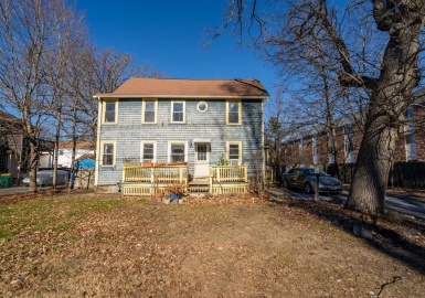 190 Fisher St, North Attleboro, Massachusetts 02760, 5 Bedrooms Bedrooms, 11 Rooms Rooms,2 BathroomsBathrooms,Residential Income,For Sale,Fisher St,73073204