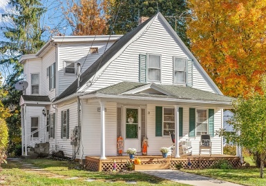 21 Elliott St, Westminster, Massachusetts 01473, 5 Bedrooms Bedrooms, 9 Rooms Rooms,2 BathroomsBathrooms,Residential Income,For Sale,Elliott St,73096741
