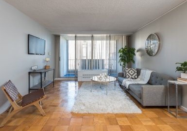 99 Pond Ave., Brookline, Massachusetts 02445, 1 Bedroom Bedrooms, 3 Rooms Rooms,1 BathroomBathrooms,Residential Lease,For Rent,Pond Ave.,73064085