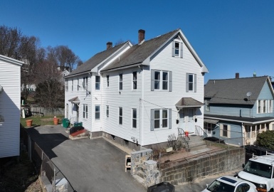 15-17 Washington St, Fitchburg, Massachusetts 01420, 6 Bedrooms Bedrooms, 17 Rooms Rooms,4 BathroomsBathrooms,Residential Income,For Sale,Washington St,73097442
