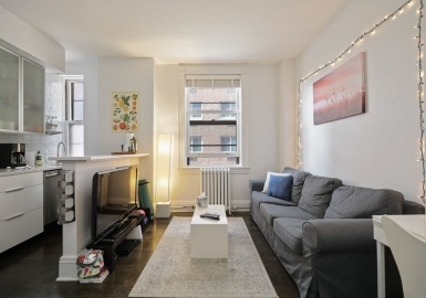 21 Beacon St, Boston, Massachusetts 02108, 1 Bedroom Bedrooms, 2 Rooms Rooms,1 BathroomBathrooms,Residential Lease,For Rent,Beacon St,73065608