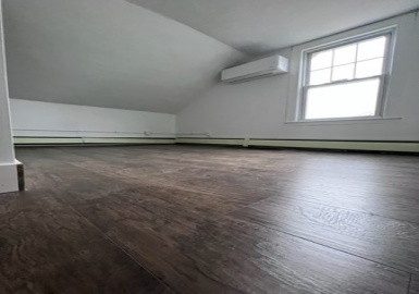 248R Main St, Oxford, Massachusetts 01537, 1 Bedroom Bedrooms, 5 Rooms Rooms,1 BathroomBathrooms,Residential Lease,For Rent,Main St,73073401