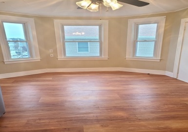 137-139 Oliver St, Fall River, Massachusetts 02724, 3 Bedrooms Bedrooms, 5 Rooms Rooms,1 BathroomBathrooms,Residential Lease,For Rent,Oliver St,73076206