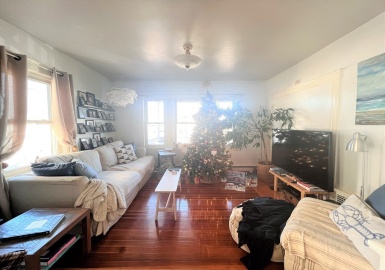31 Summer St, Quincy, Massachusetts 02169, 2 Bedrooms Bedrooms, 5 Rooms Rooms,1 BathroomBathrooms,Residential Lease,For Rent,Summer St,73067357