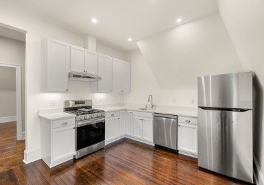 10 King Street, Boston, Massachusetts 02122, 2 Bedrooms Bedrooms, 4 Rooms Rooms,1 BathroomBathrooms,Residential Lease,For Rent,King Street,73071461