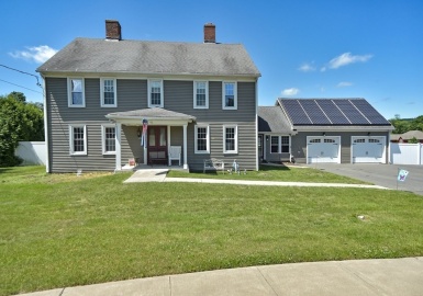 627 North Westfield Street, Agawam, Massachusetts 01030, 5 Bedrooms Bedrooms, 8 Rooms Rooms,3.5 BathroomsBathrooms,Residential,For Sale,North Westfield Street,72994494