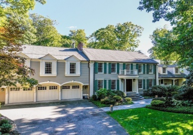 53 Falmouth Rd, Wellesley, Massachusetts 02481, 4 Bedrooms Bedrooms, 9 Rooms Rooms,4.5 BathroomsBathrooms,Residential,For Sale,Falmouth Rd,73041750