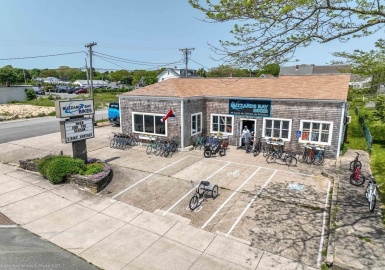 139 Main St, Bourne, Massachusetts 02532, ,Commercial Sale,For Sale,Main St,73116598