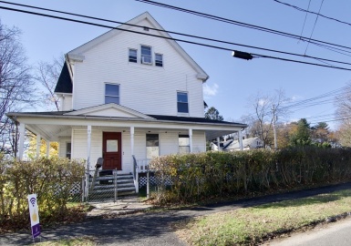 46 Parker Ave, Westfield, Massachusetts 01085, 3 Bedrooms Bedrooms, 6 Rooms Rooms,1 BathroomBathrooms,Residential Lease,For Rent,Parker Ave,73199814