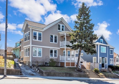 143 Revere St, Winthrop, Massachusetts 02152, 4 Bedrooms Bedrooms, 12 Rooms Rooms,2 BathroomsBathrooms,Residential Income,For Sale,Revere St,73097079