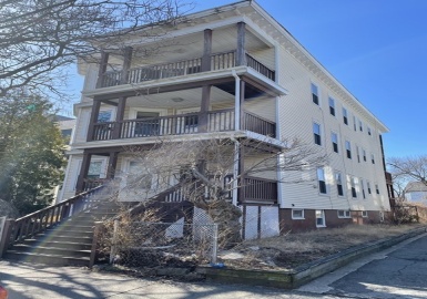 68 Johnson, Lynn, Massachusetts 01902, 6 Bedrooms Bedrooms, 15 Rooms Rooms,3 BathroomsBathrooms,Residential Income,For Sale,Johnson,73100380