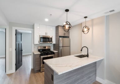 127 Saratoga, Boston, Massachusetts 02128, 2 Bedrooms Bedrooms, 5 Rooms Rooms,2 BathroomsBathrooms,Residential Lease,For Rent,Saratoga,73074078