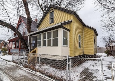 15 Manhattan St, Springfield, Massachusetts 01109, 2 Bedrooms Bedrooms, 6 Rooms Rooms,1 BathroomBathrooms,Residential,For Sale,Manhattan St,73068877