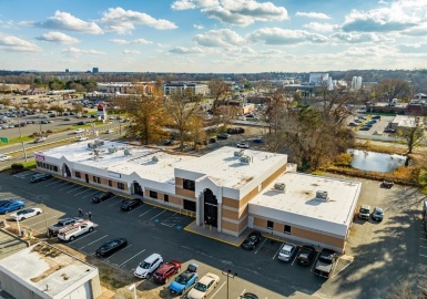 1102 Riverdale St, West Springfield, Massachusetts 01089, ,Commercial Lease,For Rent,Riverdale St,73084215