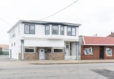 421-423 Belleville Ave, New Bedford, Massachusetts 02746, 4 Bedrooms Bedrooms, 8 Rooms Rooms,3 BathroomsBathrooms,Residential Income,For Sale,Belleville Ave,73097434