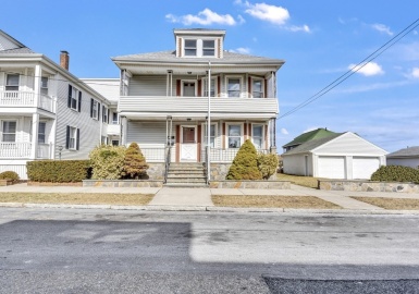 197 Norwell St, New Bedford, Massachusetts 02740, 6 Bedrooms Bedrooms, 10 Rooms Rooms,2 BathroomsBathrooms,Residential Income,For Sale,Norwell St,73099710