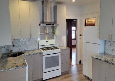 1435 Centre St, Boston, Massachusetts 02132, 2 Bedrooms Bedrooms, 5 Rooms Rooms,1 BathroomBathrooms,Residential Lease,For Rent,Centre St,73063912