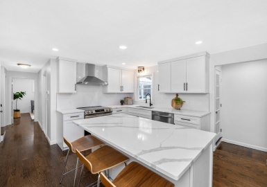 32 Marcia Rd, Wilmington, Massachusetts 01887, 5 Bedrooms Bedrooms, 7 Rooms Rooms,2.5 BathroomsBathrooms,Residential,For Sale,Marcia Rd,73073194