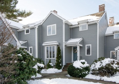 70 Parks St, Duxbury, Massachusetts 02332, 2 Bedrooms Bedrooms, 6 Rooms Rooms,3 BathroomsBathrooms,Residential,For Sale,Parks St,73071510