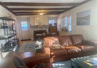 44 Chesley Road, Newton, Massachusetts 02459, 3 Bedrooms Bedrooms, 6 Rooms Rooms,2 BathroomsBathrooms,Residential Lease,For Rent,Chesley Road,73064898