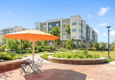 130 University, Westwood, Massachusetts 02090, 1 Bedroom Bedrooms, 4 Rooms Rooms,1 BathroomBathrooms,Residential Lease,For Rent,University,73071076