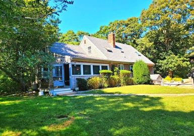 260 Norton Ave, Tisbury, Massachusetts 02568, 3 Bedrooms Bedrooms, 6 Rooms Rooms,2 BathroomsBathrooms,Residential,For Sale,Norton Ave,73027095