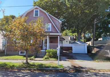 19 Gertrude St, Lynn, Massachusetts 01902, 4 Bedrooms Bedrooms, 7 Rooms Rooms,2 BathroomsBathrooms,Residential,For Sale,Gertrude St,73009519