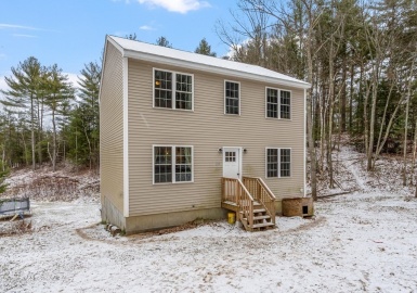 288 Chase Rd, Athol, Massachusetts 01331, 3 Bedrooms Bedrooms, 6 Rooms Rooms,2 BathroomsBathrooms,Residential,For Sale,Chase Rd,73071170