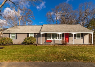 23 Walker Road, Beverly, Massachusetts 01915, 3 Bedrooms Bedrooms, 7 Rooms Rooms,1.5 BathroomsBathrooms,Residential,For Sale,Walker Road,73071552