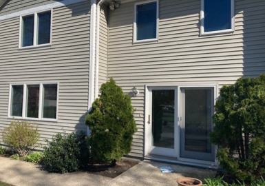 3 Webster Rd, Lexington, Massachusetts 02421, 1 Bedroom Bedrooms, 3 Rooms Rooms,1 BathroomBathrooms,Residential Lease,For Rent,Webster Rd,73061358