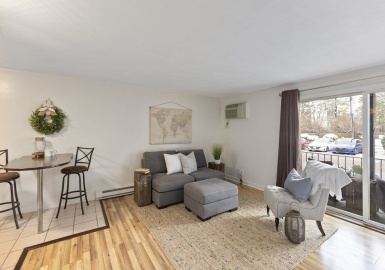 53 Fountain Ln, Weymouth, Massachusetts 02190, 2 Rooms Rooms,1 BathroomBathrooms,Residential,For Sale,Fountain Lane Condominiums,Fountain Ln,73073549