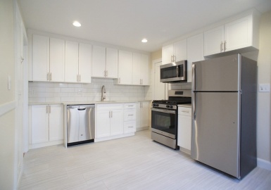 169 Everett St, Quincy, Massachusetts 02170, 1 Bedroom Bedrooms, 4 Rooms Rooms,1 BathroomBathrooms,Residential Lease,For Rent,Everett St,73077107