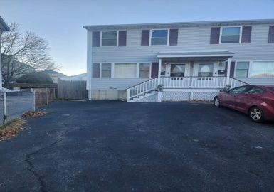 389 4th St, Fall River, Massachusetts 02721, 3 Bedrooms Bedrooms, 5 Rooms Rooms,1.5 BathroomsBathrooms,Residential Lease,For Rent,4th St,73066053