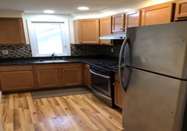 92 Lowell Street, Methuen, Massachusetts 01844, 4 Bedrooms Bedrooms, 8 Rooms Rooms,1 BathroomBathrooms,Residential Lease,For Rent,Lowell Street,73074420