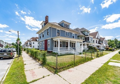 211 Wilbraham Rd, Springfield, Massachusetts 01109, 4 Bedrooms Bedrooms, 8 Rooms Rooms,2.5 BathroomsBathrooms,Residential,For Sale,Wilbraham Rd,72999499