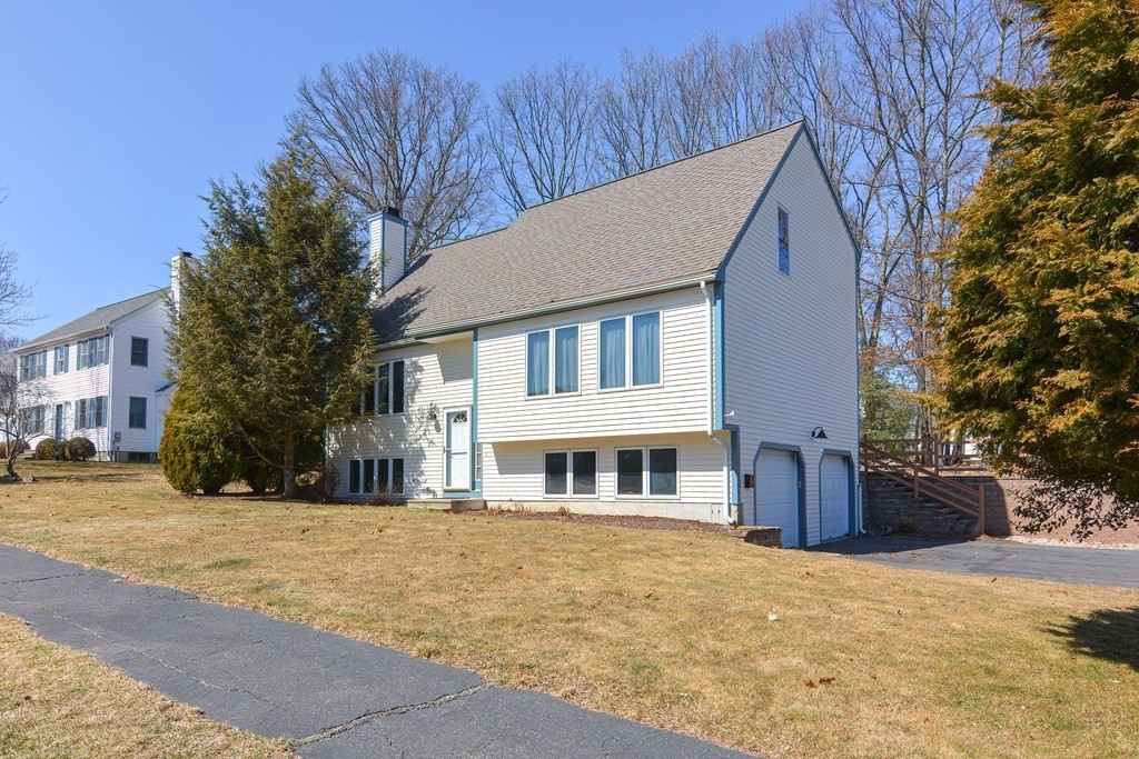 19 Flint Pond Rd, Worcester, Massachusetts 01604
