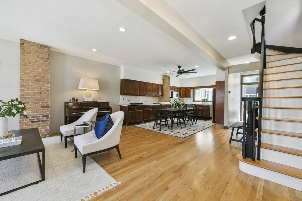 819 East Third St, Boston, Massachusetts 02127