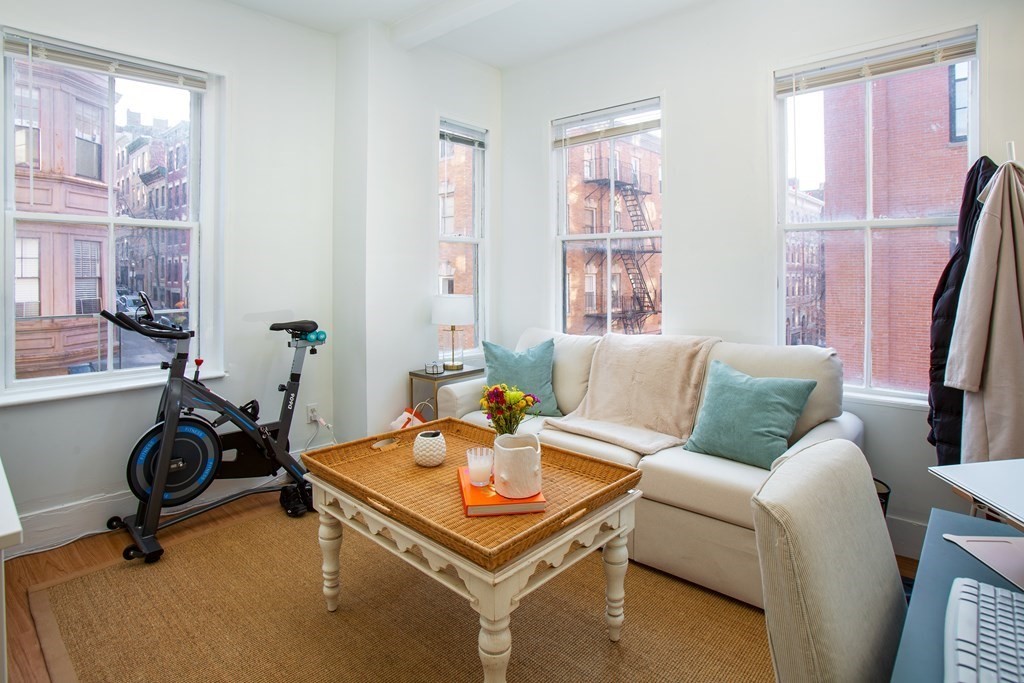 24 Anderson Street, Boston, Massachusetts 02114