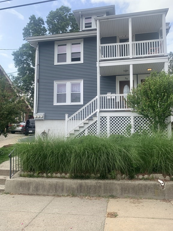 30 South Crescent Circuit, Boston, Massachusetts 02135