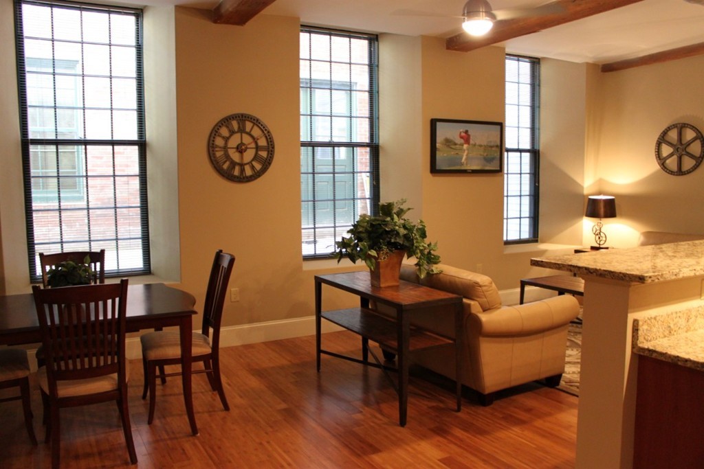 64 Beacon Street, Worcester, Massachusetts 01608