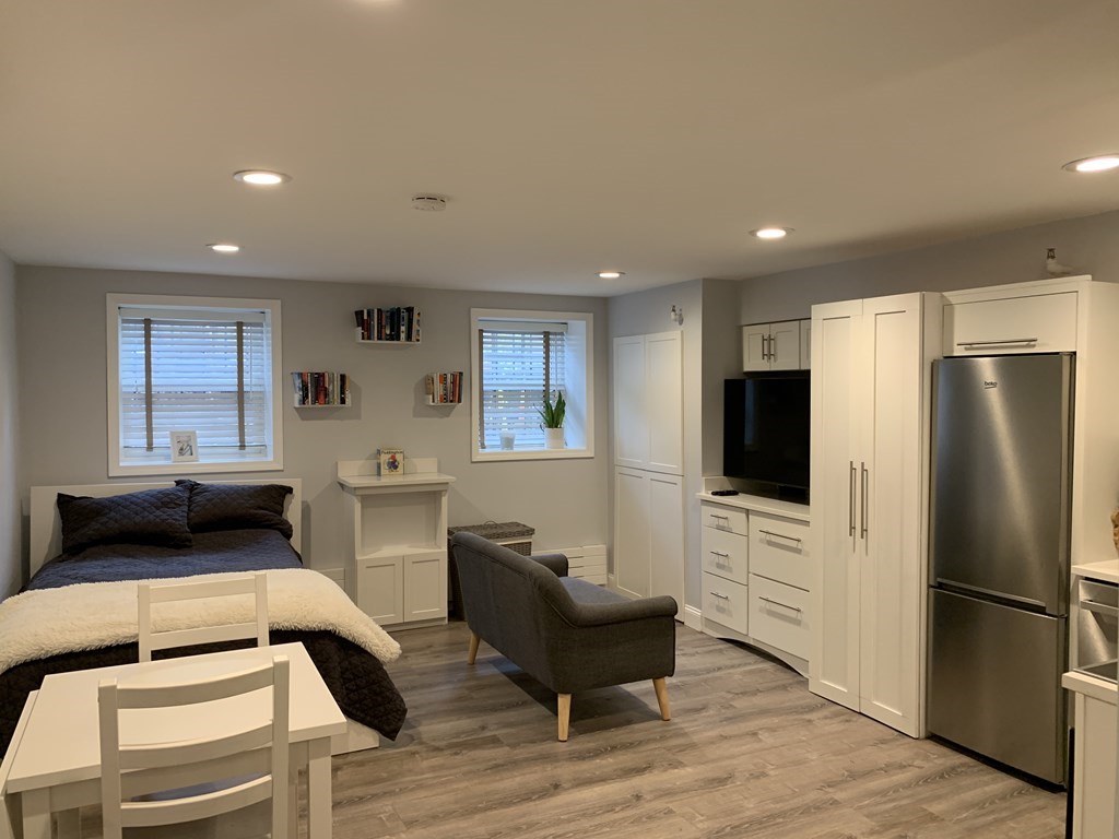 122 Beacon Street, Boston, Massachusetts 02116