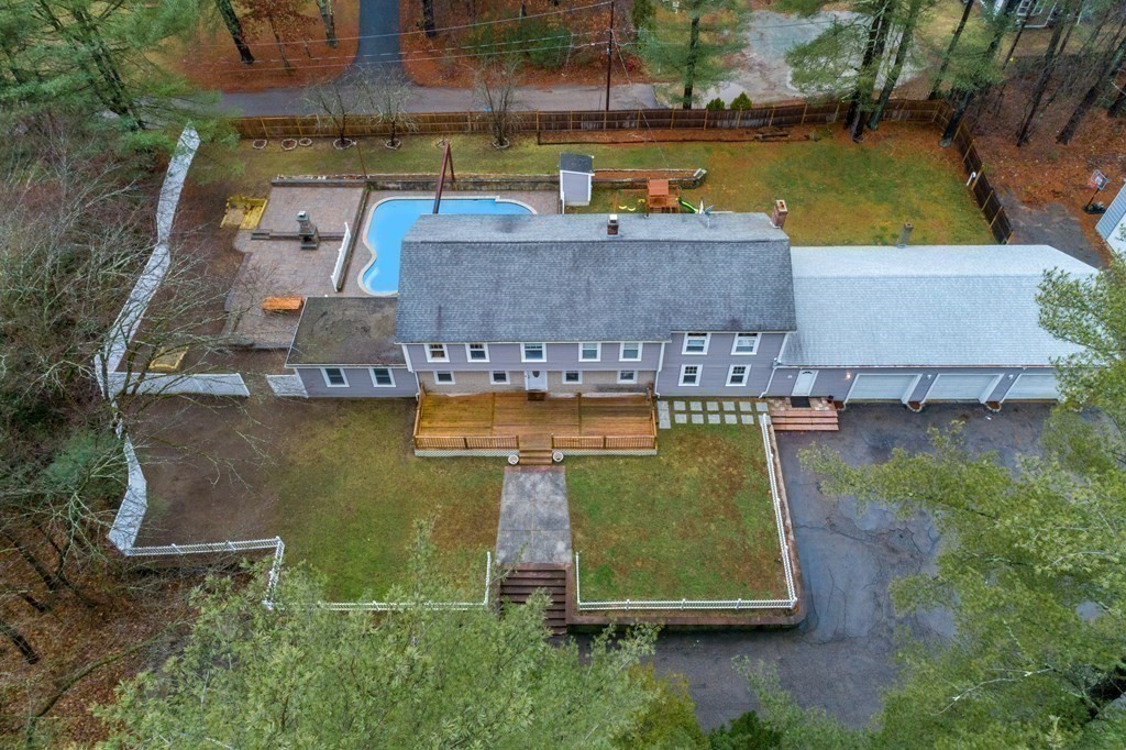 8 Canale Dr, Bellingham, Massachusetts 02019