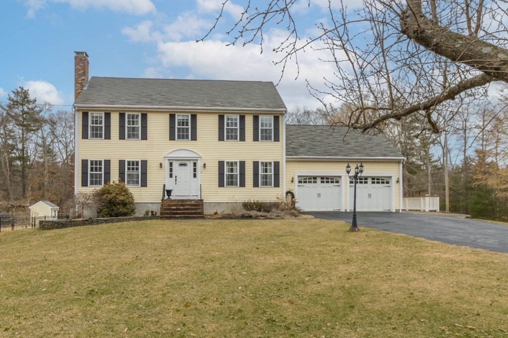 23 Reservoir St, Norton, Massachusetts 02766