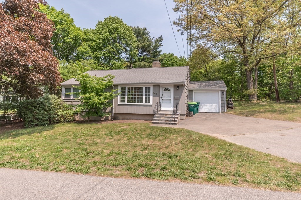 208 Webster St, Needham, Massachusetts 02494