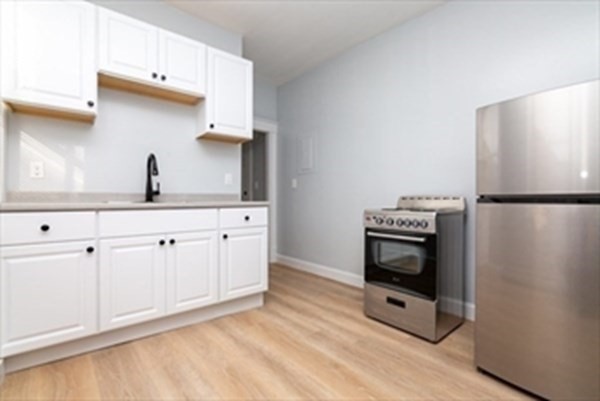 36 Endicott St, Salem, Massachusetts 01970