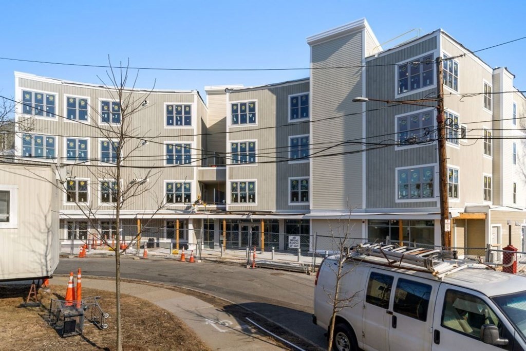 100 John F. Kennedy Circle, Newton, Massachusetts 02458