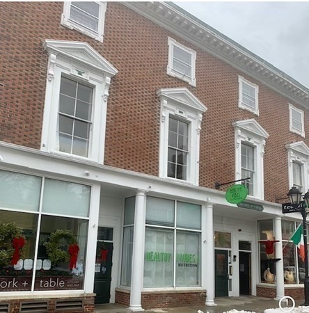 19 Court Street, Plymouth, Massachusetts 02360