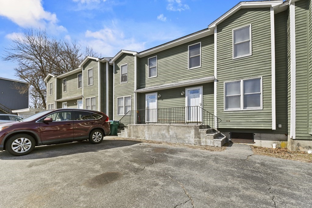 124 Martin St, Lowell, Massachusetts 01854